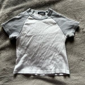 Brandy Melville Baby T